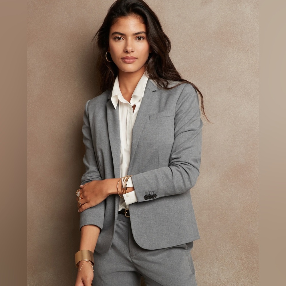 Banana Republic Gray Stretch Two Button Blazer size 4